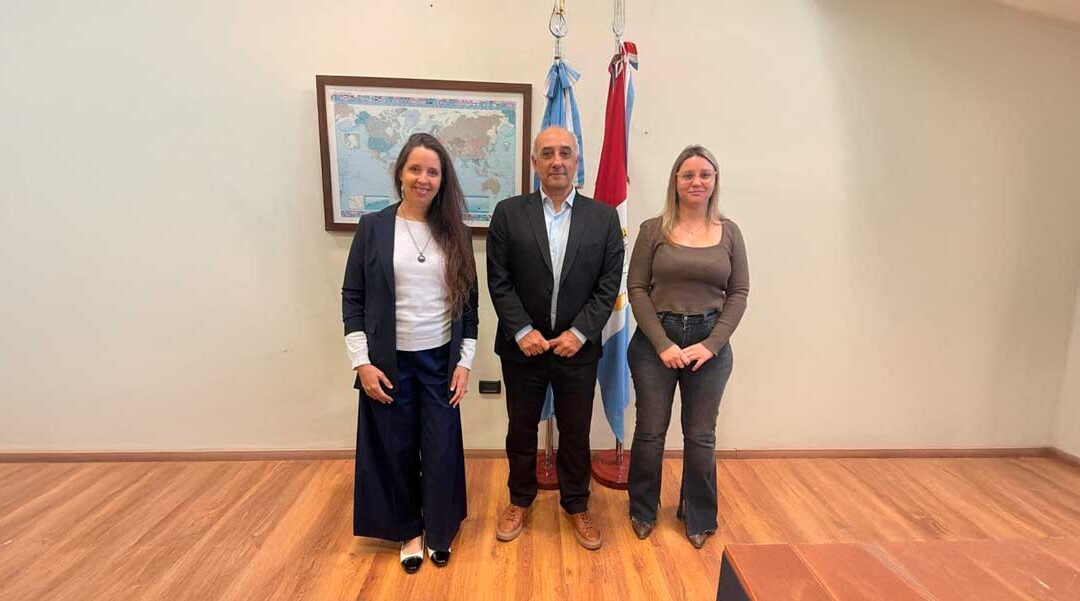 Encuentros de capacitación dirigidos a intendentes