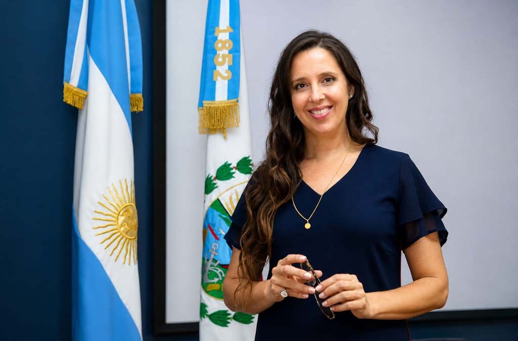 Paula Carello: Experta Global en Política Migratoria, Legislación y Asesoría Técnica Internacional